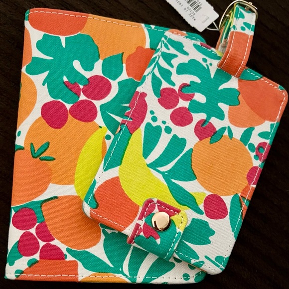 J. Crew Passport & Luggage Tag Gift Set - Picture 7 of 8